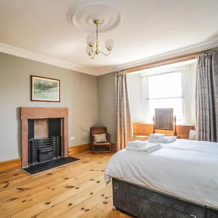 Lowergate House East *